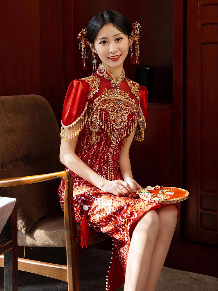 旗袍敬酒服租赁新娘订婚礼服租借