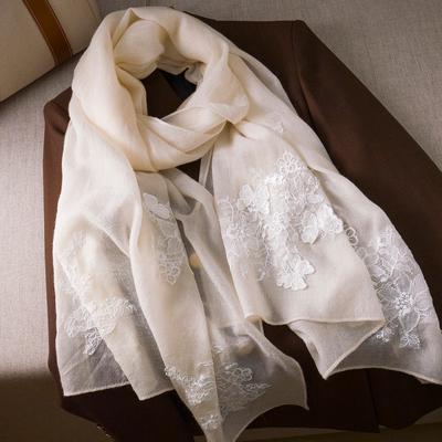 100纯山羊绒围巾女款2025新款冬季披肩轻薄款大牌高级感法式蕾丝