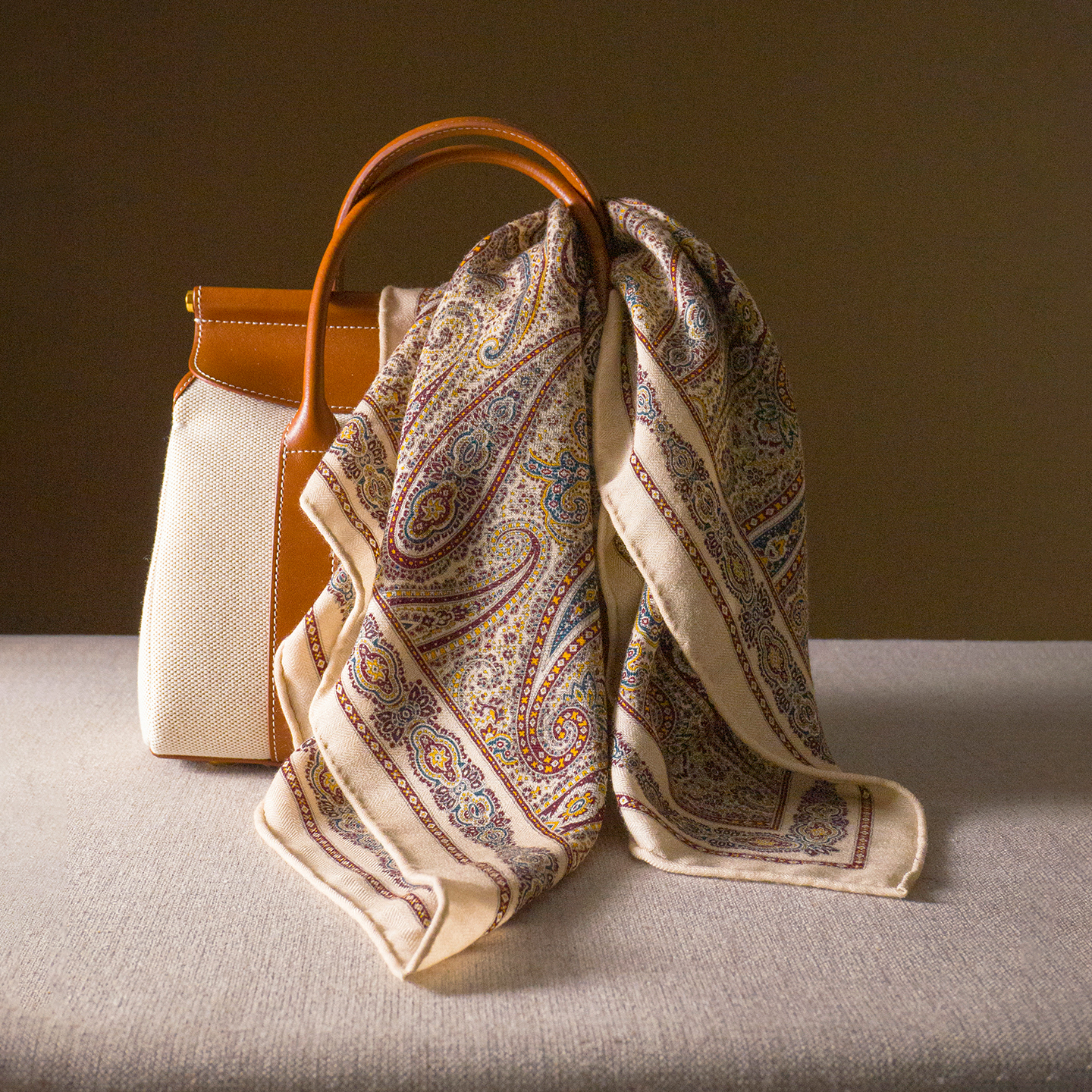 老钱风真丝羊毛小方巾丝巾女2025新款羊绒围巾轻奢大牌高级感冬季