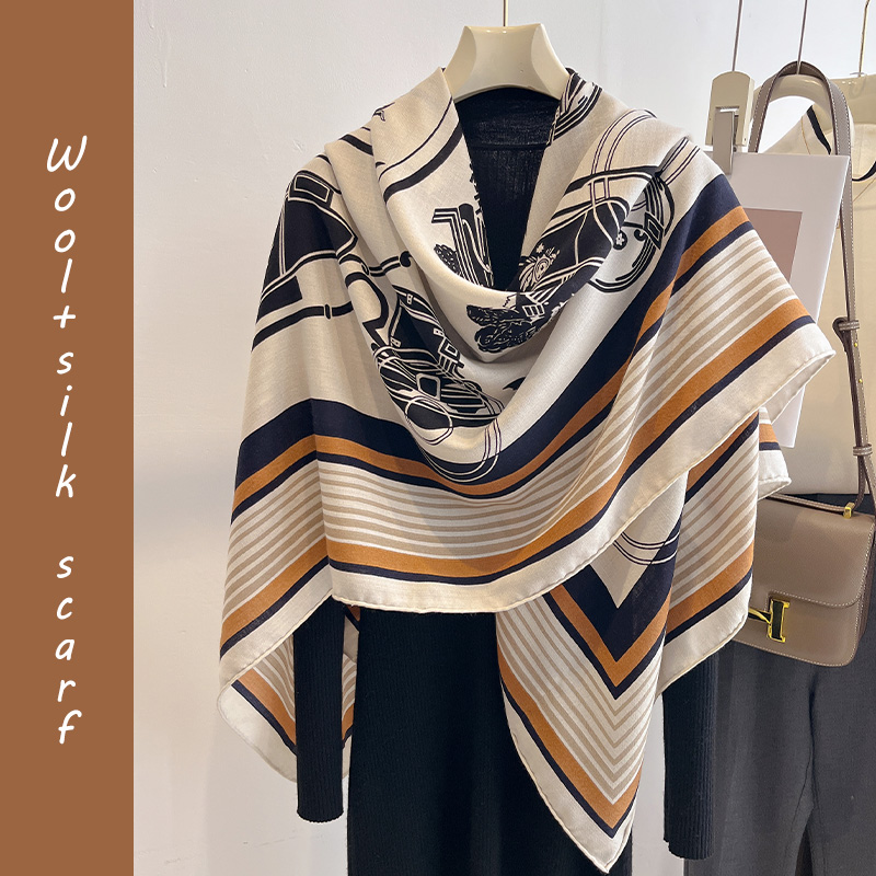 真丝羊毛丝巾围巾女2025新款秋季冬大披肩外搭高端薄款轻奢高级感