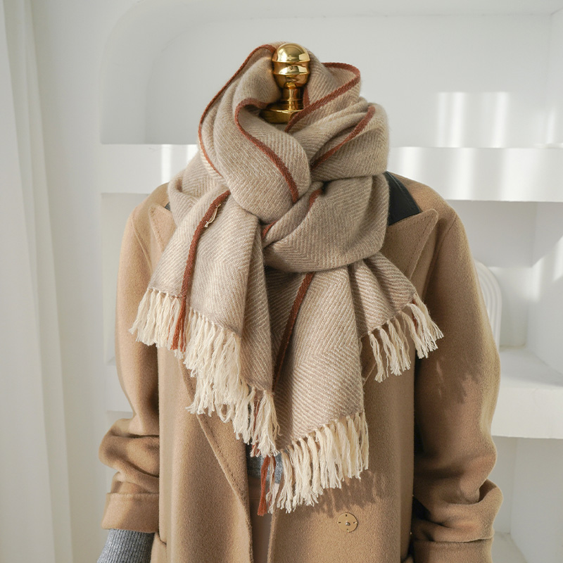 100纯山羊绒围巾女款2025新款 精细大牌高级感线围脖高端配大衣的