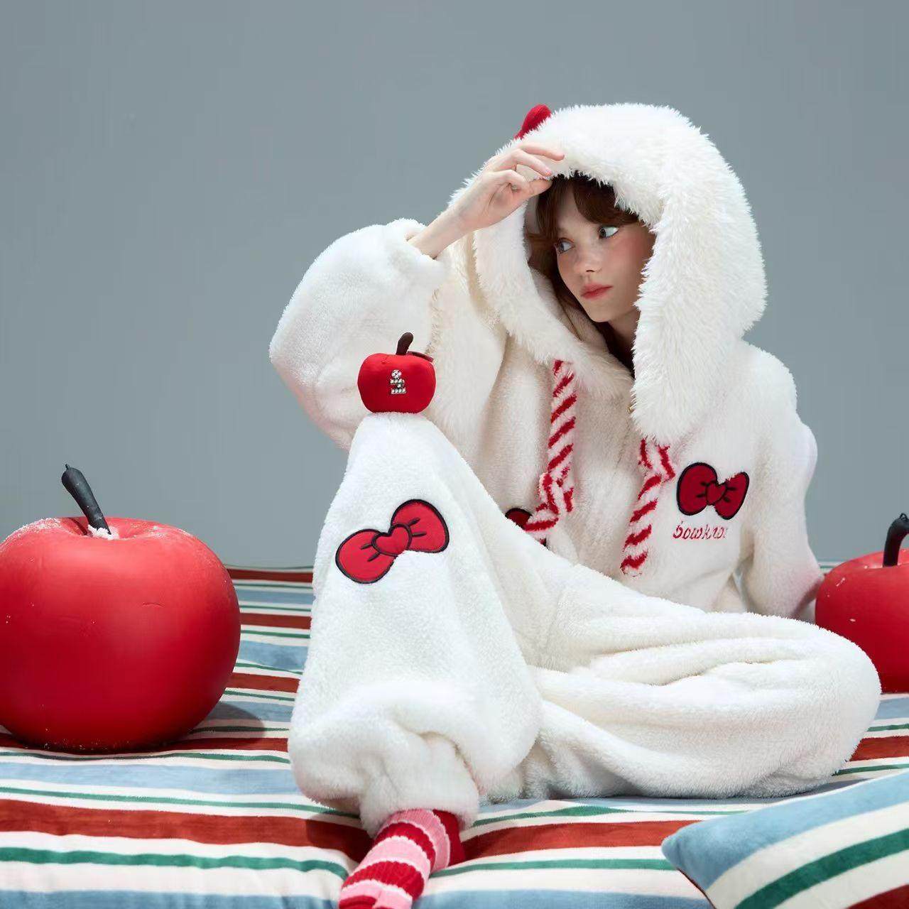 可爱邦尼兔珊瑚绒睡衣睡袍女秋冬季可外穿新款加厚毛绒连体家居服