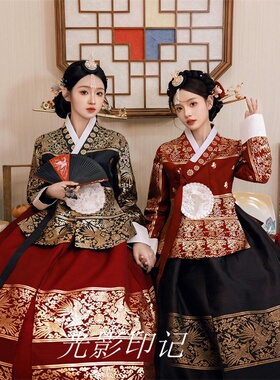 影楼新款锦鲤主题摄影服装红色国潮礼服新年氛围感个性艺术照写真