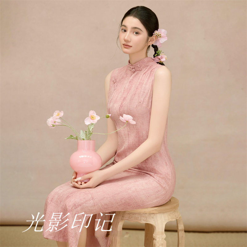 中式复古无袖立领改良旗袍写真