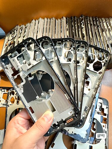 适用于苹果15promax中框iphone15pm后盖中框带玻璃原装拆机总成