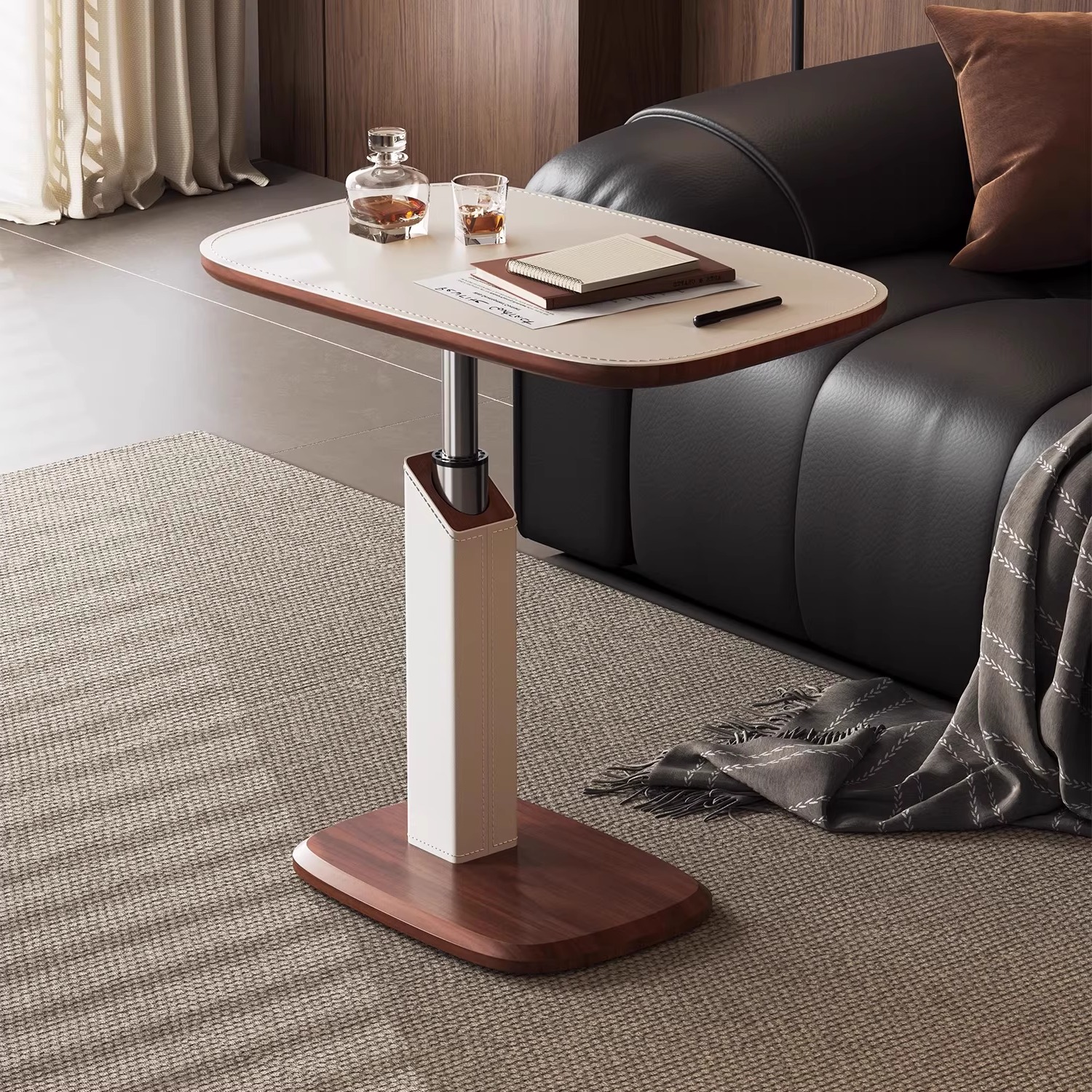 马鞍皮椭圆形客厅小户型现代简约