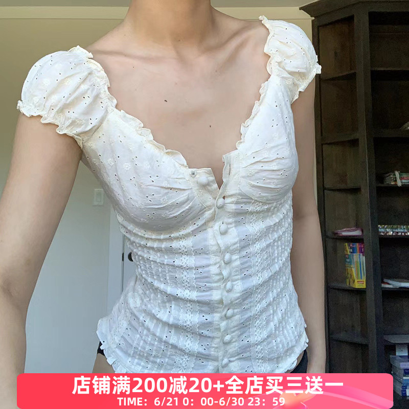 #FabGirls# 法式复古钩花宫廷领排扣泡泡袖短袖T恤 修身显瘦上衣
