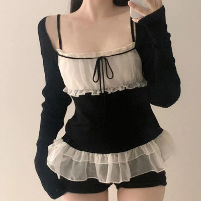 纯欲少女花边拼接撞色背心两件套