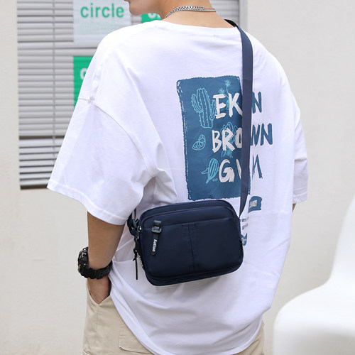 男款单肩小挎包休闲迷你斜挎包