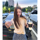 Avocadong 5折特价 红色杏色卷边不锁边针织T恤百搭短袖