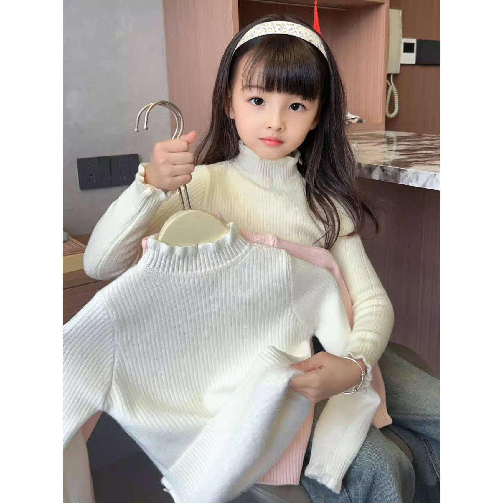 新款宝宝一体绒儿童打底衫针织衫女童保暖木耳花边领衣加绒半高领