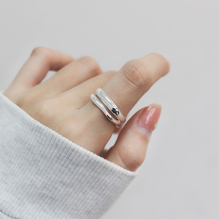 轻奢小众设计戒指女 银质双环镂空 通勤百搭素颜戒