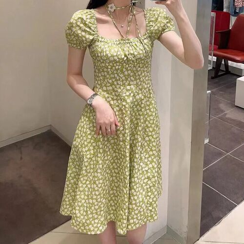 D532地小个子连衣裙夏秋季专柜法式浪漫泡泡袖方领绿色裙子女