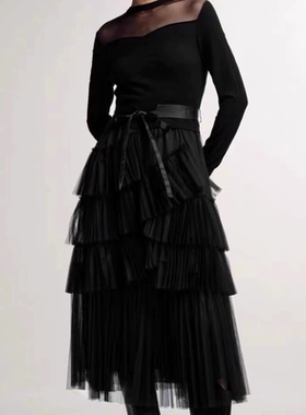 C314设计感芭蕾风拼接纱裙冬款气质长袖连衣裙