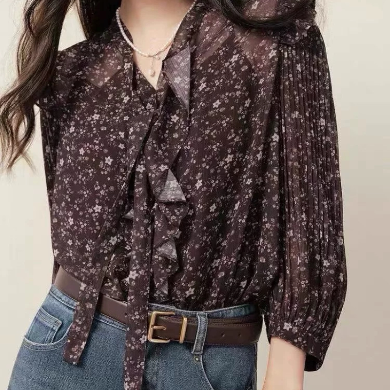 B112法式浪漫风V领2件套荷叶边碎花衬衫女长袖知性优雅上衣