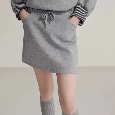 B343灰色宽松显瘦a字半身裙短裙裤女