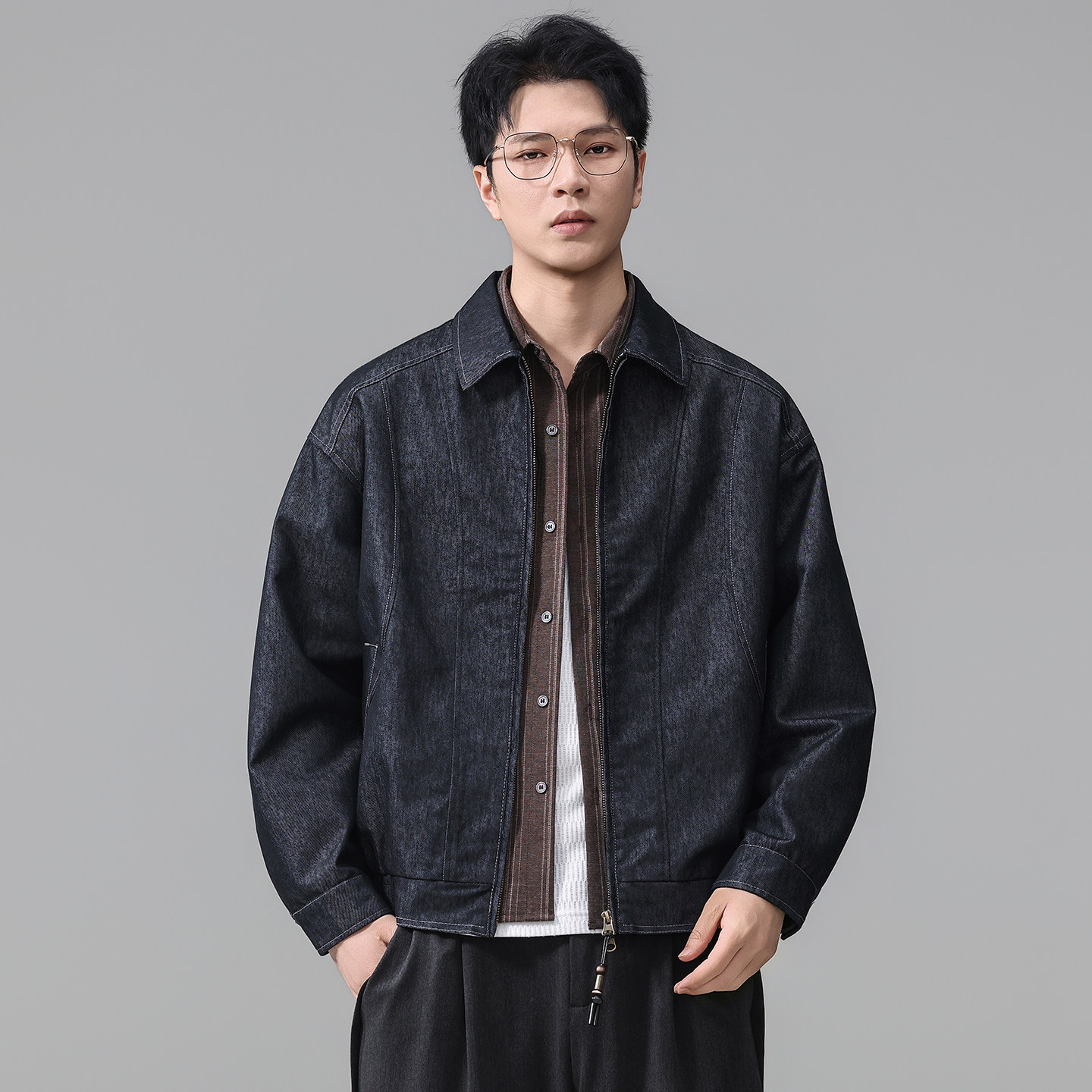 原牛解构拼接翻领短款牛仔外套男