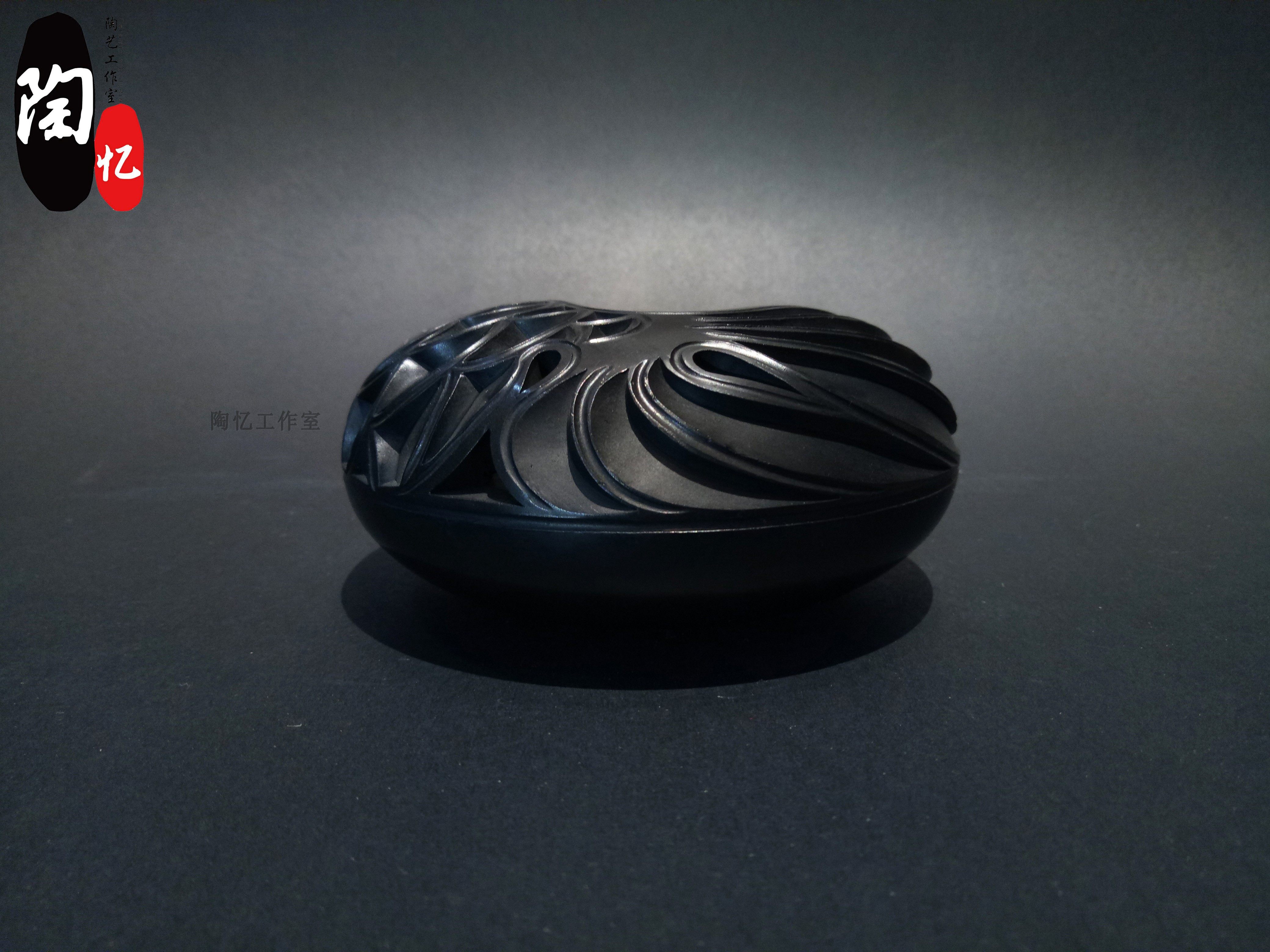 纯手工创意中式复古家用客厅办公室卧室黑陶鱼纹烟灰缸装饰品摆件