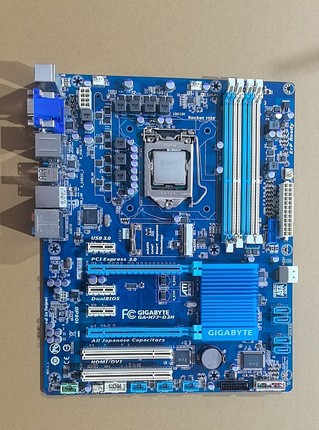 技嘉GA-H77-D3H主板支持1155针CPU支持1230V2带USB3.0接口