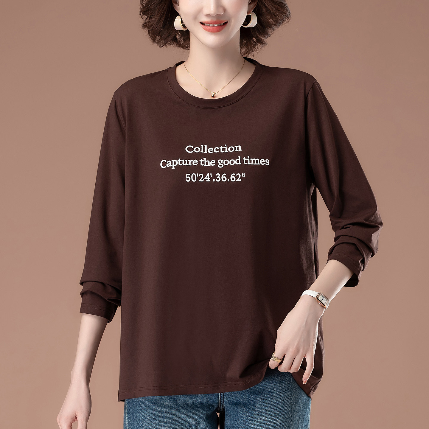 加肥加大码长袖t恤女春秋新款中老年妈妈纯棉字母刺绣显瘦打底衫