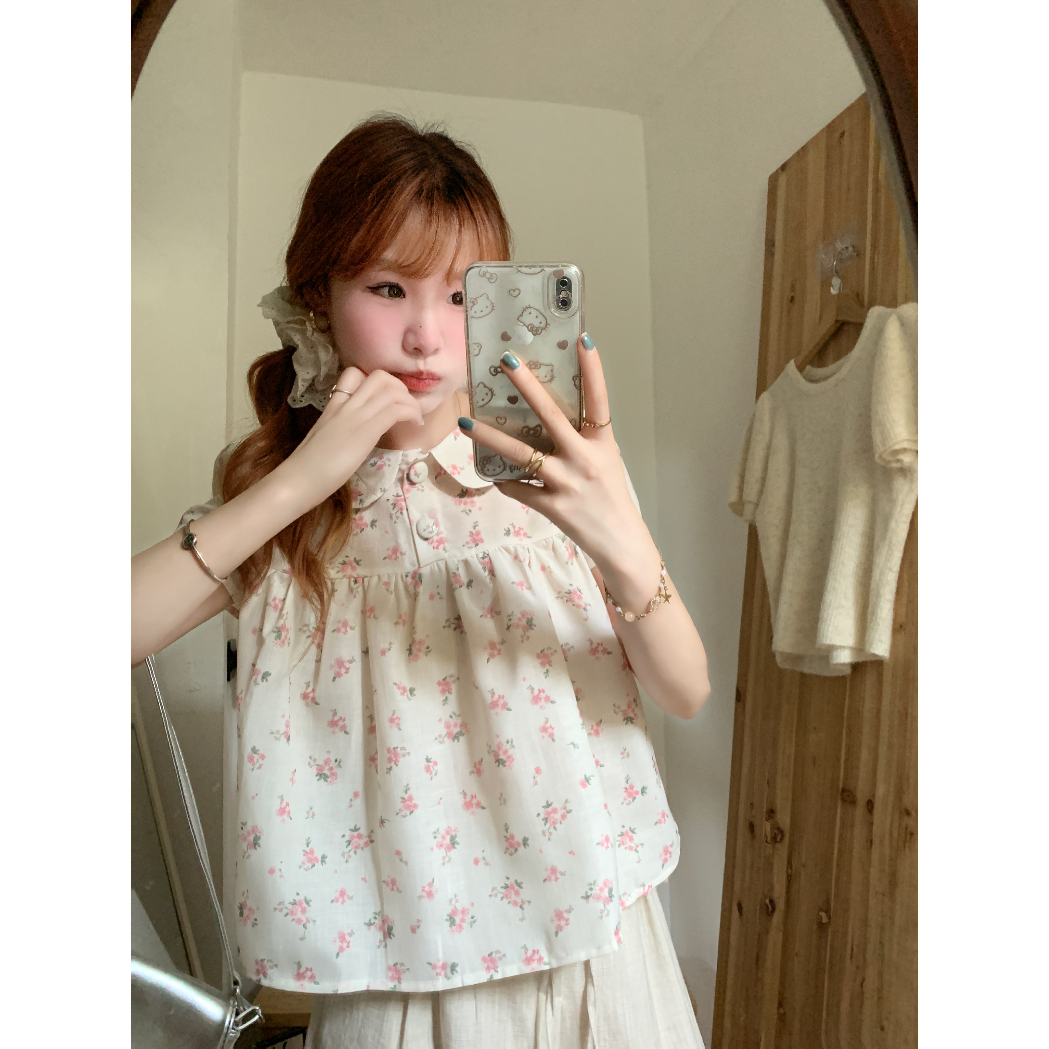 鞠婧祎同款【明星同款】2026春季新品碎花彼得潘翻领短袖上衣图片