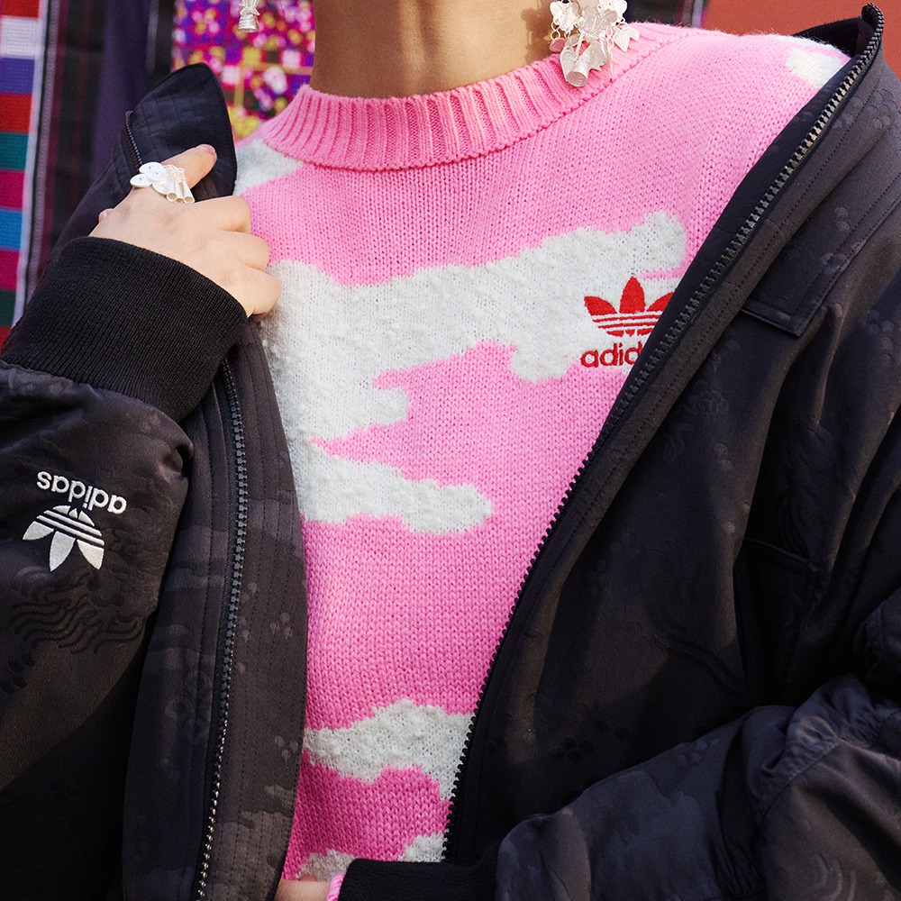 马思纯同款Feifei Ruan×adidas联名套头衫新年款阿迪达斯三叶草