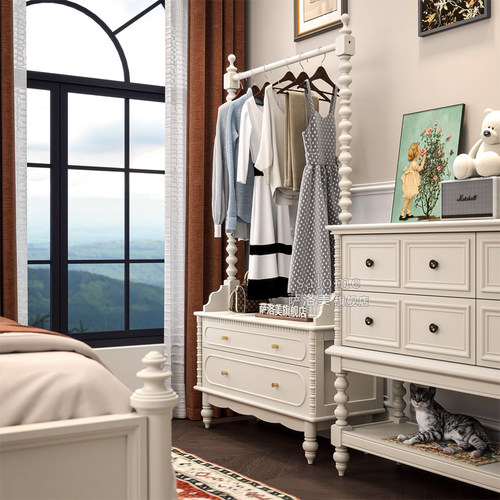萨洛美奶油风实木床头柜衣帽架