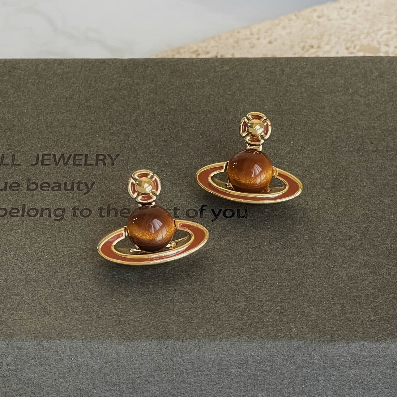 CIX土星/美拉德色系星球耳环蚊香盘耳夹无耳洞独特耳饰耳钉银秋冬