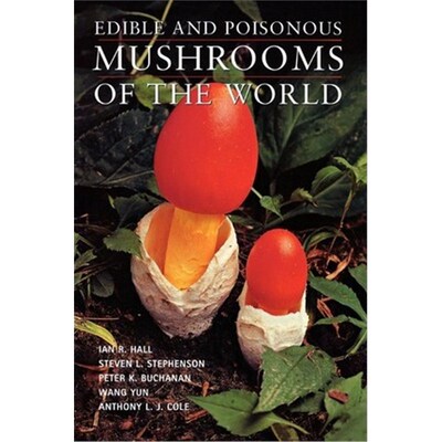 按需印刷Edible and Poisonous Mushrooms of the World[9781604692471]