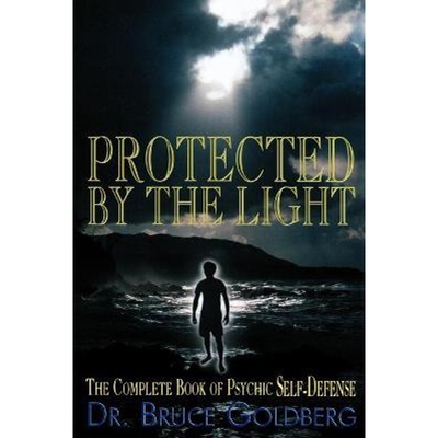 按需印刷Protected By The Light[9781579680183]