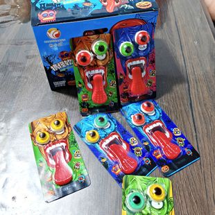 整蛊搞怪造型糖果萌眼舌头橡皮软糖恐怖小卖部万圣节网红零食儿童