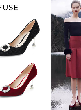 D：Fuse/迪芙斯春秋天鹅绒水钻扣饰尖头浅口高跟单鞋女DF33111075