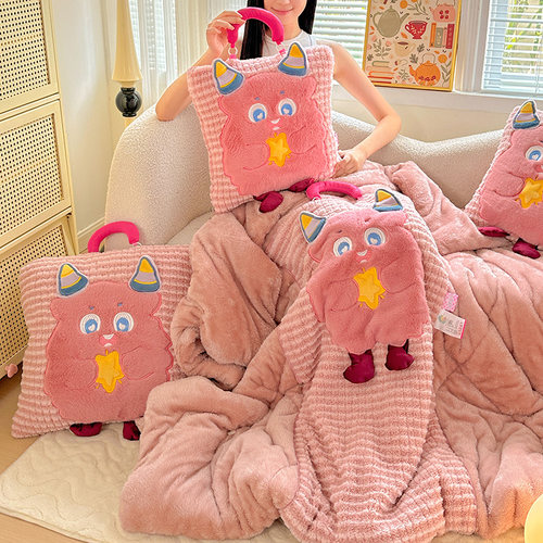 卡通小怪兽抱枕被子两用冬季加绒