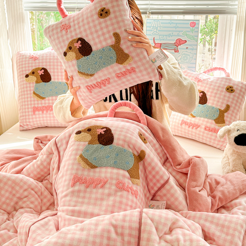 网红爆款加厚保暖抱枕被子两用