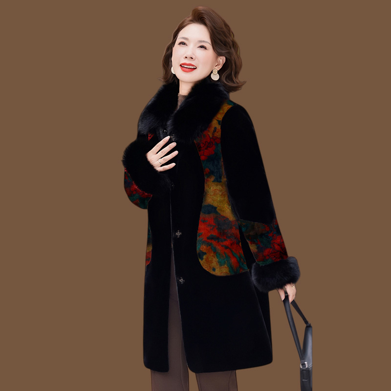 妈妈洋气高贵皮草外套中年女装冬装中长款中老年秋冬皮毛一体外套