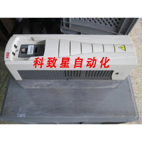 工业配件变频器ACS550-01-015A-4 480V 15.4A 63HZ 7.5/5.5KW