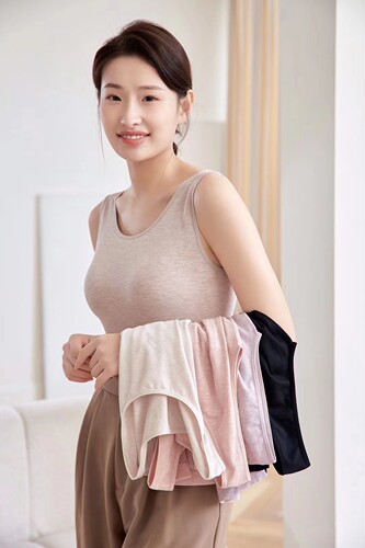 莫代尔加大透气女人世界简约女