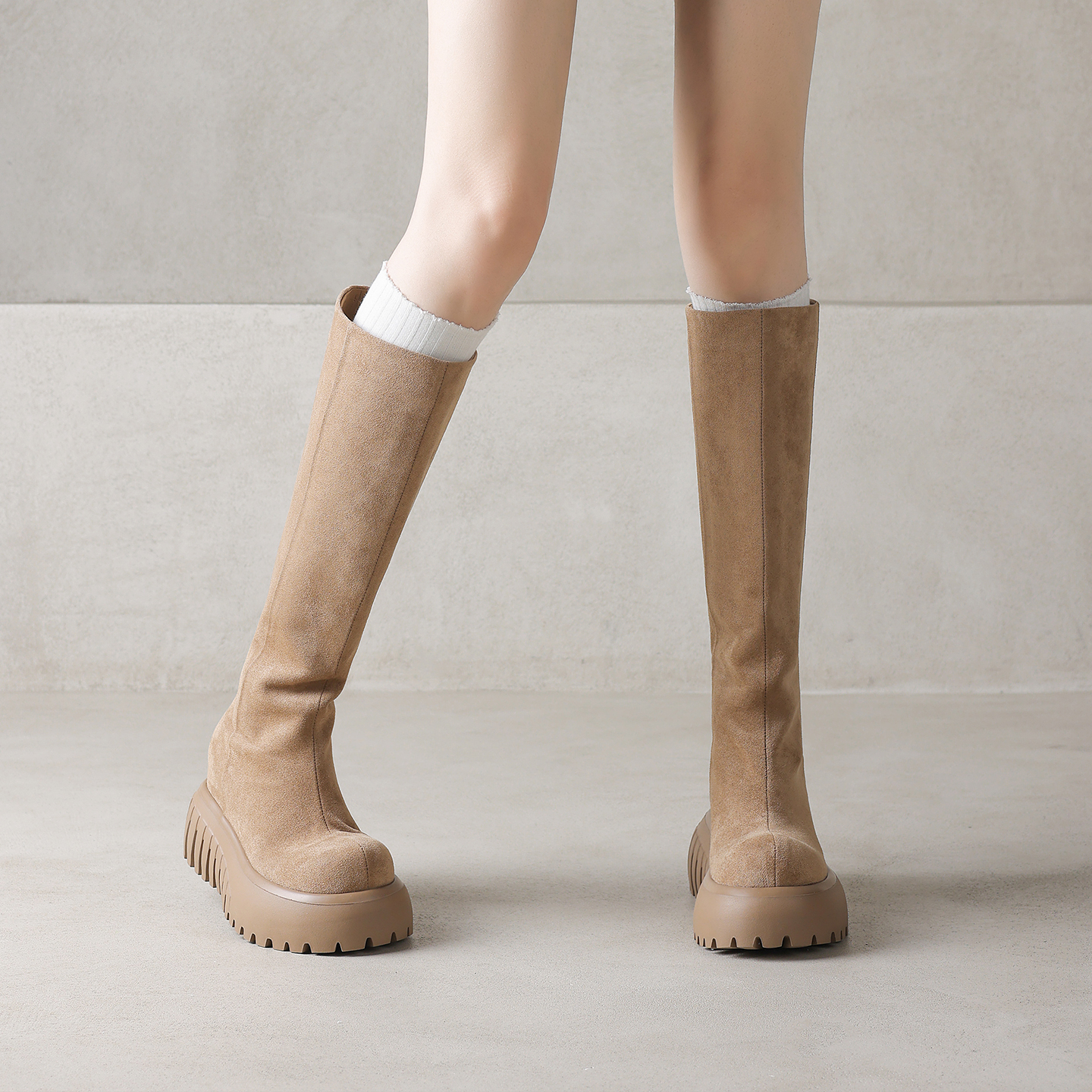 欧美简约百搭厚底直筒弹力瘦瘦靴