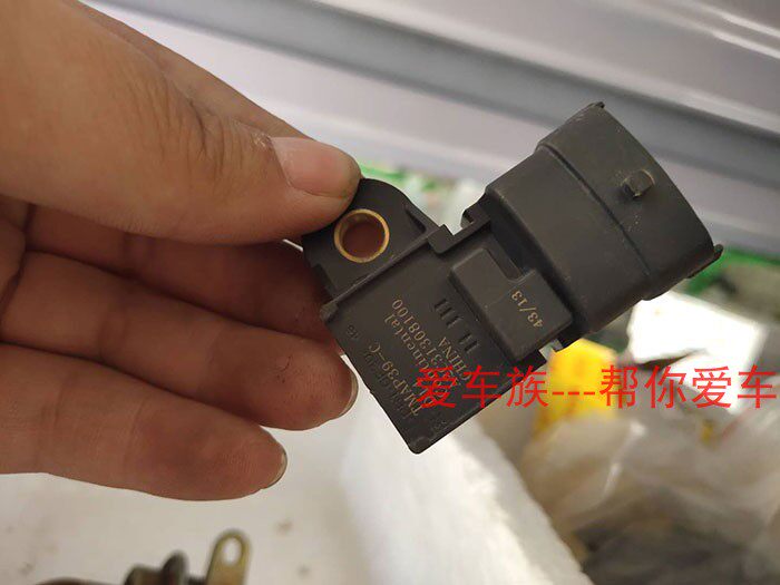 派喜1.4利亚纳A+1.4北斗星X5 压力温度传感器 进气压力传感器
