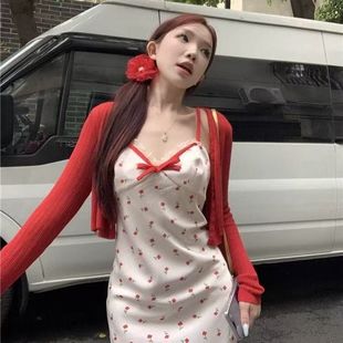 纯欲辣妹蕾丝花边碎花吊带连衣裙收腰显瘦气质长裙针织开衫 两件套