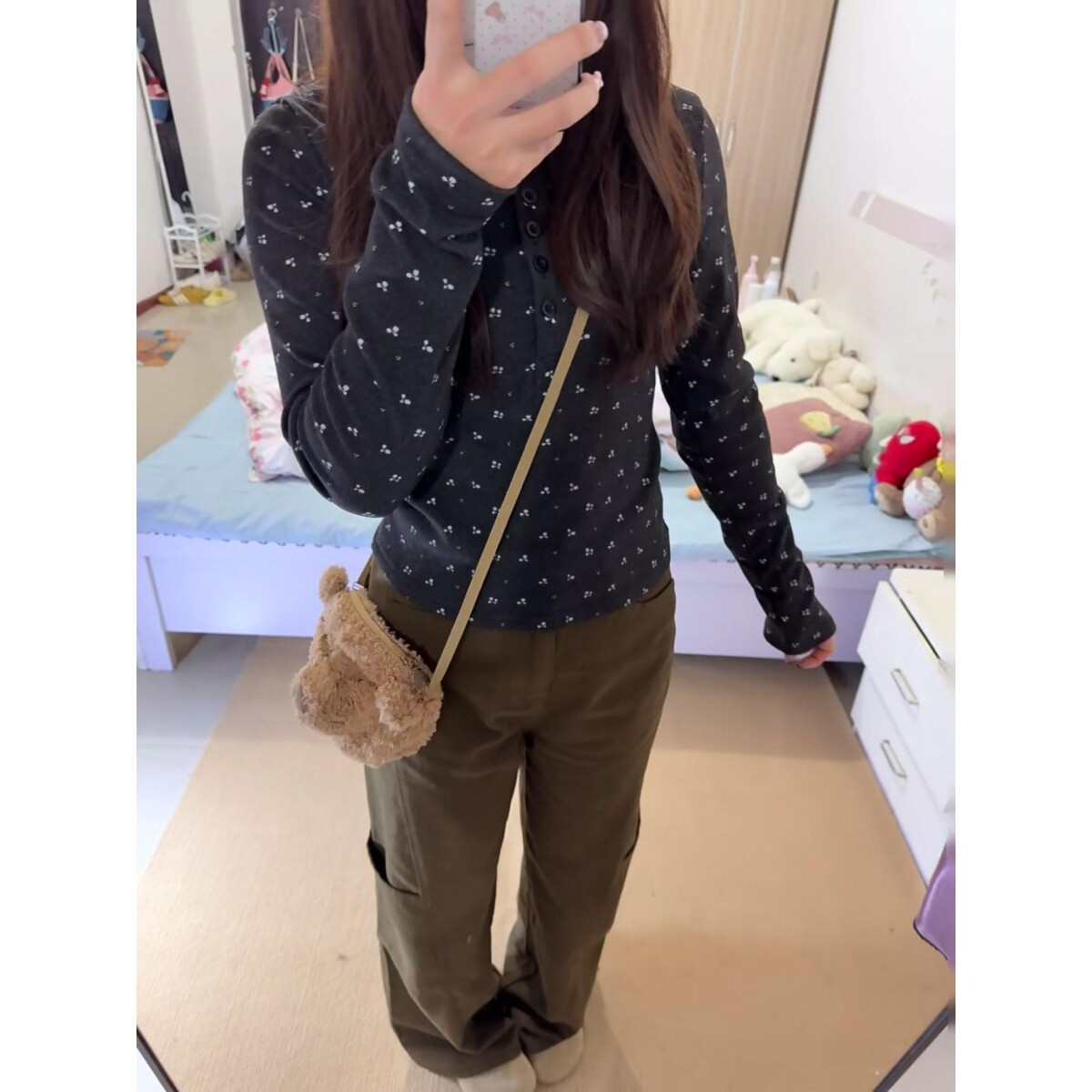 B1941(实价官图现货原版型德绒面料）韩系灰色碎花长袖T恤打底衫