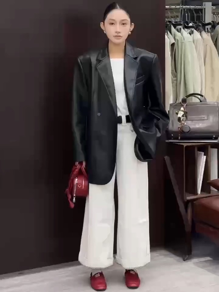 韩版春季新款PU外套两穿设计感显瘦高级女气质款简约时尚皮衣外套