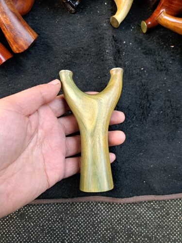 70弓门绿檀香直板弹弓经典弓型稳定精准握感好实用会变色的木质弓