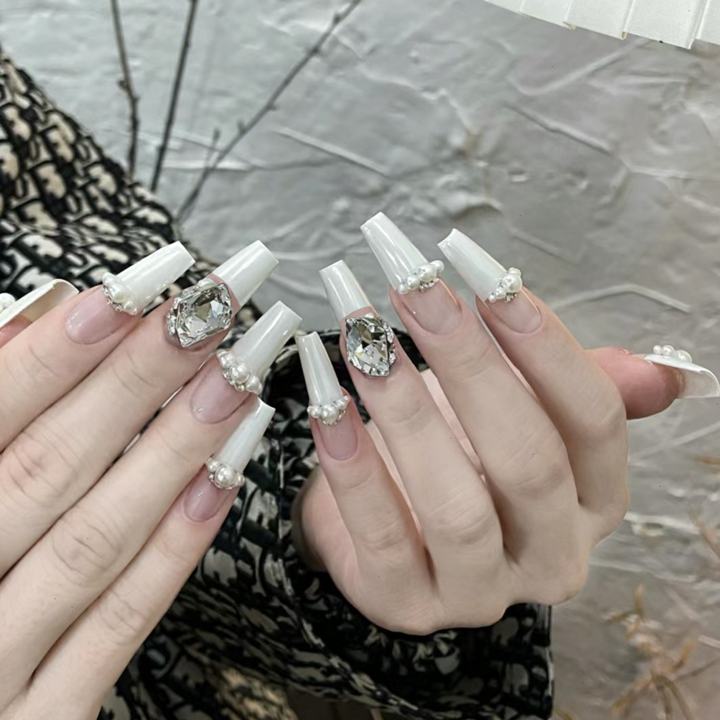 纯白花嫁法式珍珠方钻穿戴甲气质优雅OL风美甲贴成品梯型假指甲片