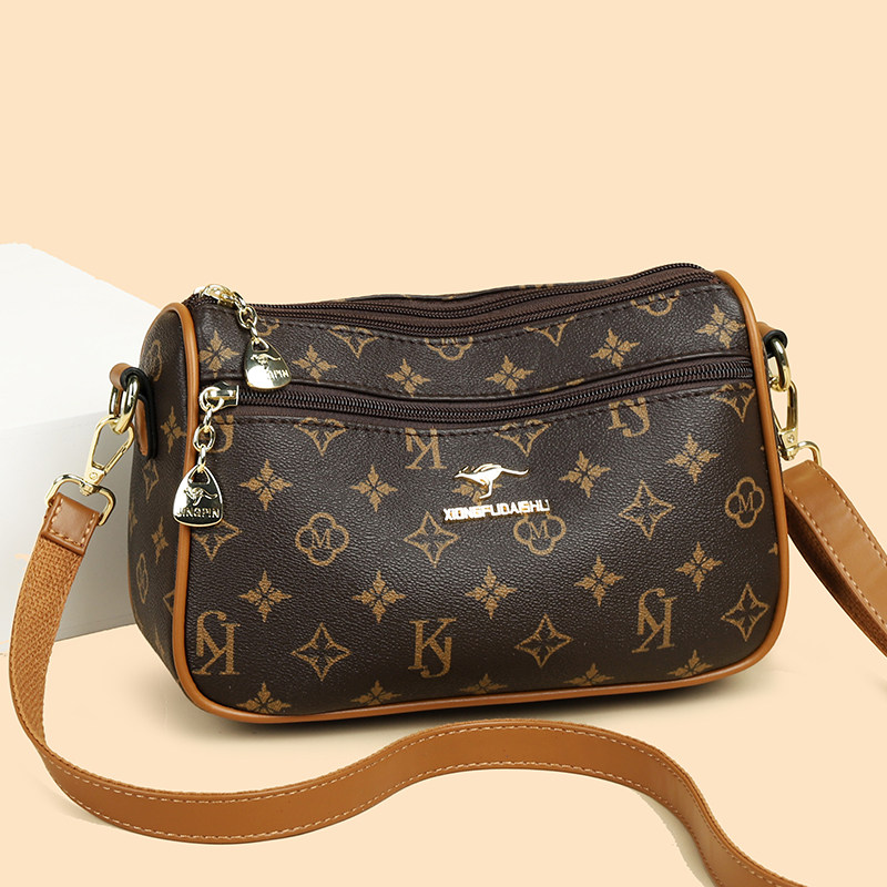 中老年妈妈多层小包包女2026新款时尚印花女士单肩斜挎包软皮背包