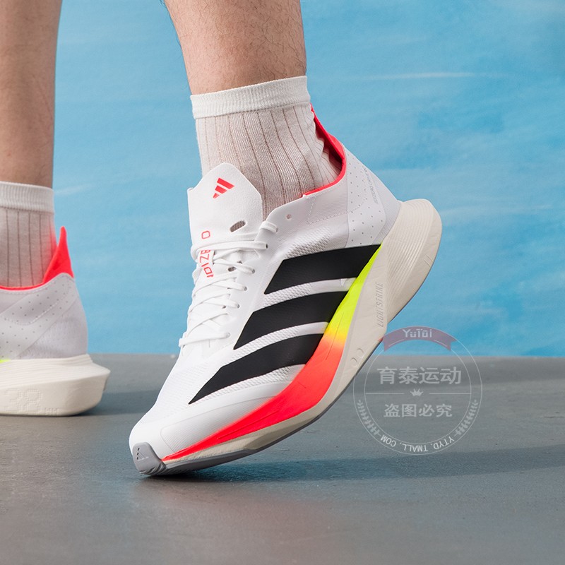 阿迪达斯男款跑步运动鞋