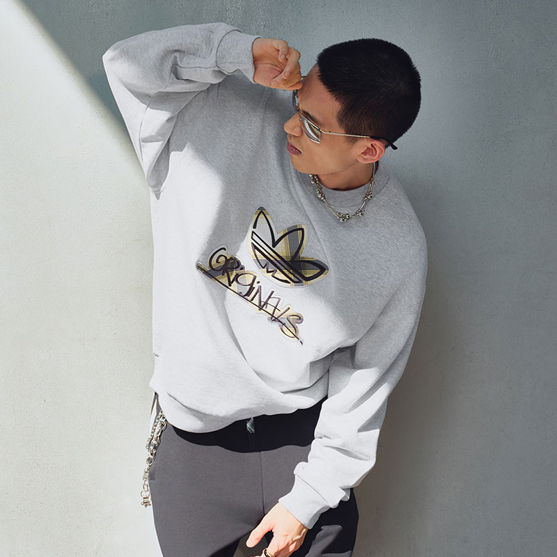 阿迪达斯三叶草男款宽松卫衣