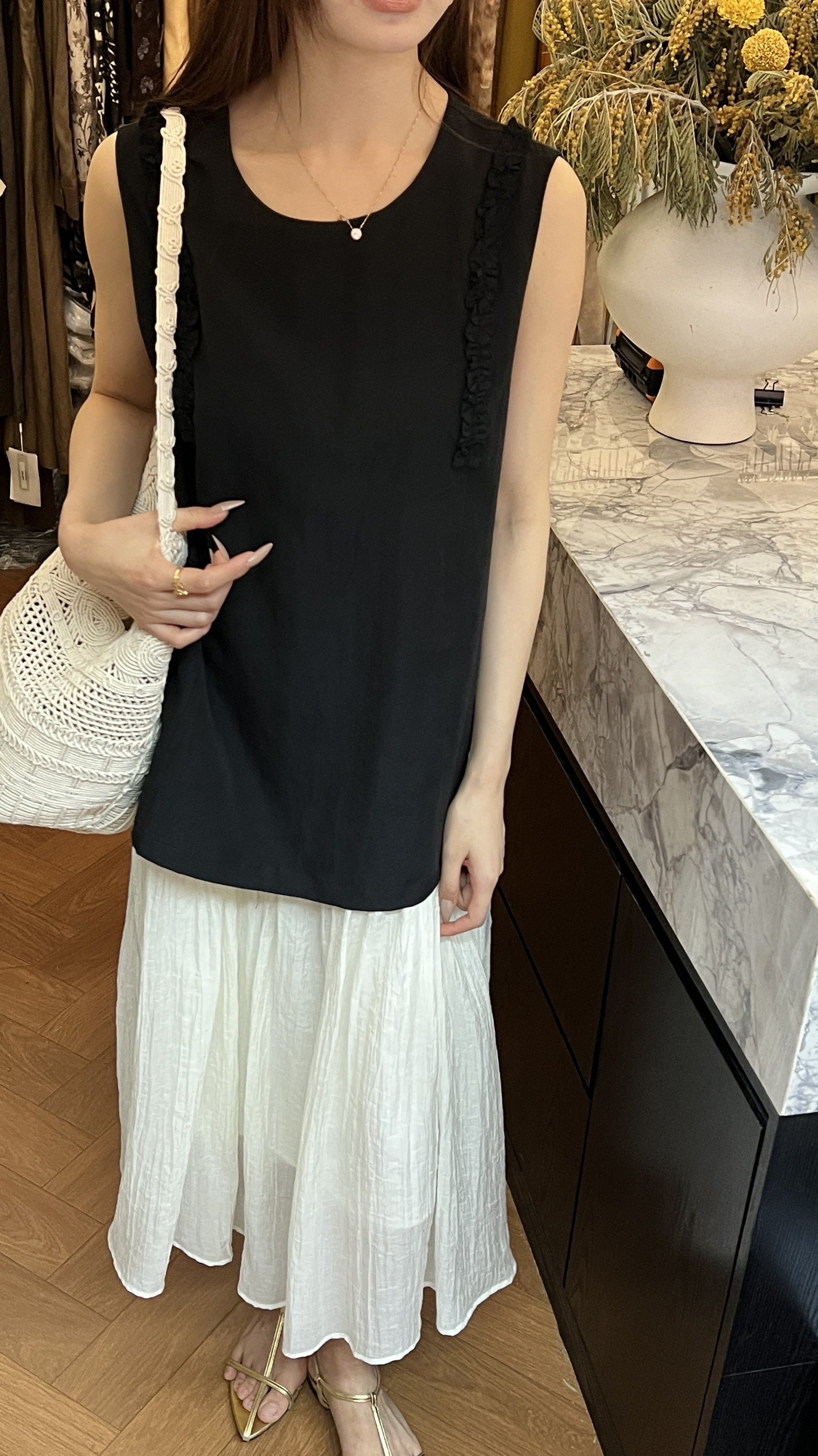 2026夏季新款圆领无袖背心裙韩版修身显瘦百搭连衣裙女欧诗尚3936