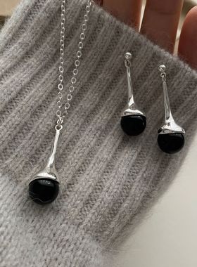 时尚ins风玛瑙吊坠项链套装气质温柔感耳钉925银针冷淡风颈链