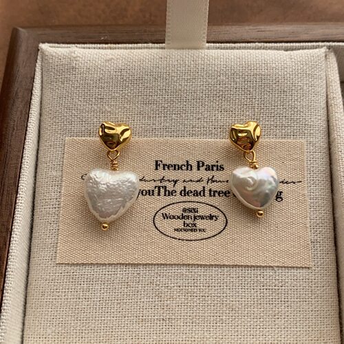 自然巴洛克珍珠耳坠饱满温柔爱心耳环优雅时尚轻奢感个性耳饰